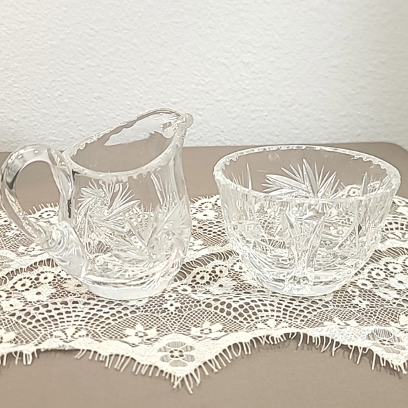 Vintage Pinwheel with star Crystal Cream and Sugar Set - Picture 7 of 7